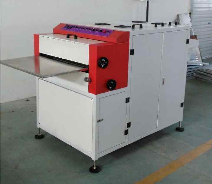 650 UV lackierung maschine/UV beschichtung maschine/UV verglasung maschine