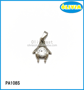 Olivia top moda animal lindo del metal de la joyería curb cangrejo colgante de la forma para las mujeres - Product Image 3