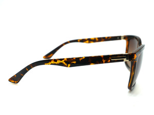 DC En Vrac <span class=keywords><strong>Acheter</strong></span> De La Chine En Gros <span class=keywords><strong>Pas</strong></span> <span class=keywords><strong>Cher</strong></span> Couleur <span class=keywords><strong>lunettes</strong></span> de Soleil En Plastique - Product Image 4