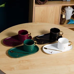 유럽 스타일 여러 색상 매트 유약 세라믹 커피 컵 케이크 비스킷 플레이트