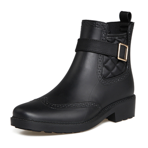 Stivaletti <span class=keywords><strong>con</strong></span> <span class=keywords><strong>Tacco</strong></span> Basso dal Design Unico, <span class=keywords><strong>Stivali</strong></span> <span class=keywords><strong>da</strong></span> <span class=keywords><strong>Pioggia</strong></span> Neri in Gomma per Donne - Product Image 4
