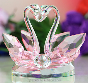 Günstige Swan Kristall Mit Personalisierte Logo Für Hochzeit Favor