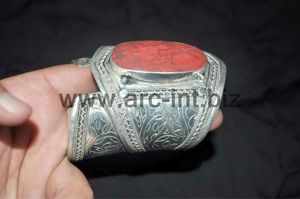 Pulsera de color rojo afro, brazalete Vintage, Kuchi, Tribal - Product Image 1