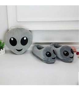 Chaussons en peluche personnalisés à la mode, drôles, en forme d'extraterrestre, imprimés pour hommes - Product Image 6