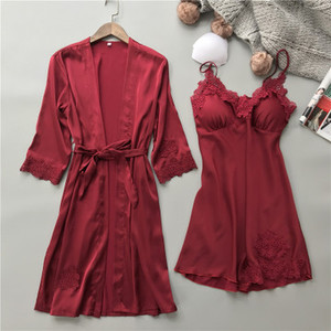بيجالات حريرية مثيرة من قطعتين مع وسادات للصدر - Product Image 1