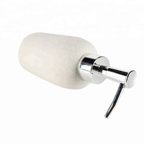 2024 prodotti di tendenza moderni <span class=keywords><strong>set</strong></span> di <span class=keywords><strong>accessori</strong></span> da <span class=keywords><strong>bagno</strong></span> in resina dal Design personalizzato con effetto pietra sabbia per <span class=keywords><strong>accessori</strong></span> da <span class=keywords><strong>bagno</strong></span> - Product Image 4