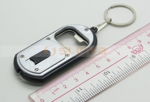 Ouvre-<span class=keywords><strong>bouteille</strong></span> <span class=keywords><strong>de</strong></span> bière 3 en 1 Lampe torche LED avec porte-clés - Product Image 2