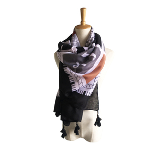 <span class=keywords><strong>2018</strong></span> Newset PRIMAVERA/otoño mujeres negro algodón flechas impresas borla flecos bufandas - Product Image 1