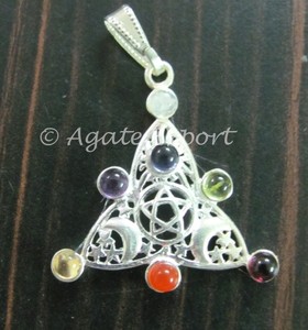 Colgantes de triple chakra lunar chapados en oro, regalo para mujer - Product Image 1