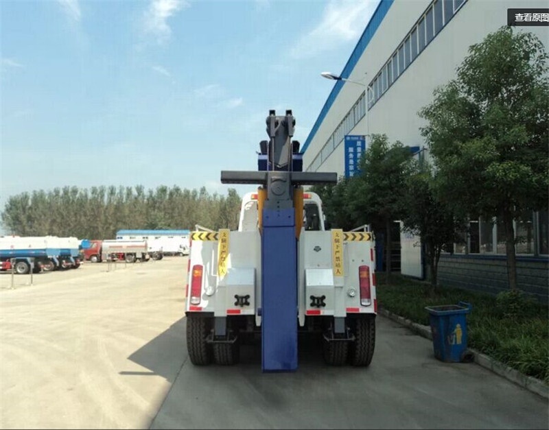 20 тонн SINOTRUK тяжелый тягач под подъемником, эвакуатор