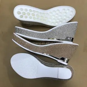 סין מפעל חומרי נעל נעל סוליות חומר PU לנשים סנדלי קיץ