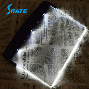 <span class=keywords><strong>Loupe</strong></span> de <span class=keywords><strong>livre</strong></span> à grande lentille portative, <span class=keywords><strong>loupe</strong></span> éclairée par LED 1.5X <span class=keywords><strong>pour</strong></span> la lecture - Product Image 4