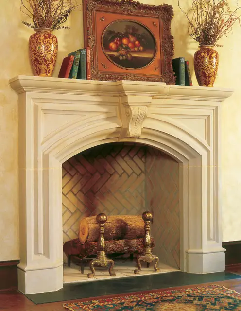 伝統的な偽の暖炉