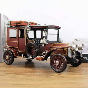 Modellino <span class=keywords><strong>Auto</strong></span> d'Epoca in Metallo 1907 Scala 1:12 Figurina Veicolo Vintage Modellino <span class=keywords><strong>Auto</strong></span> Retrò Regalo per Ragazzi Decorazione Casa Ufficio - Product Image 2