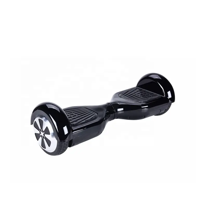 Chic precio de fábrica inteligente alimentado monopatín eléctrico Hoverboard dos ruedas auto equilibrio pasa de 6,5 pulgadas