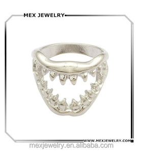 ชิคฉลามฟันกะโหลกนรกปีศาจปาก Goth Emo พังก์ชุดแฟนซีแหวนนิ้ว - Product Image 1