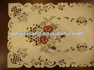 rosa bordado de corredor de la tabla con calado - Product Image 1
