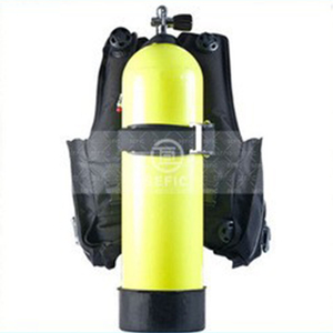 Petit réservoir <span class=keywords><strong>d</strong></span>'<span class=keywords><strong>oxygène</strong></span> de plongée sous-marine utilisé <span class=keywords><strong>pour</strong></span> la respiration sous-marine - Product Image 1
