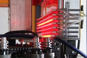 Máquina Sopladora Automática de Botellas de PP/PET <span class=keywords><strong>Sowell</strong></span> ECO-4L con PLC Mitsubishi y Cilindro Rotatorio SMC - Product Image 4