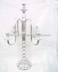 Élégant candélabre de mariage en métal à 5 lumières Nouveau design Bougeoirs et lanternes pour décorations de mariage - Product Image 3