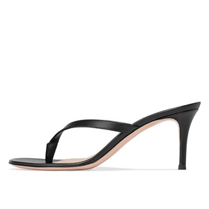 Chanclas informales con tacón alto para mujer, sandalias femeninas de tacón alto, de talla grande - Product Image 1