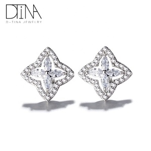 DTINA Cắt Laser Bán Buôn Bốn Sao Rõ Ràng Mới Lạ Pha Lê Stud Earrings Đối Với Cô Gái Và Chàng Trai