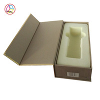 Boîtes en carton kraft de haute qualité avec logo personnalisé, fermeture magnétique décorative, gaufrage UV, feuille d'embossage 2 mm, emballage élégant et tendance, commande en gros