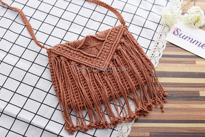 <span class=keywords><strong>Borsa</strong></span> a tracolla da spiaggia con frange all'<span class=keywords><strong>uncinetto</strong></span> in <span class=keywords><strong>cotone</strong></span> 2024 da donna - Product Image 4