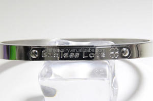 Bracciali con Targhetta in Metallo alla Moda, Bracciali con Targhetta Incisa, Bracciali Rigidi con Targhetta in Acciaio Inossidabile - Product Image 2