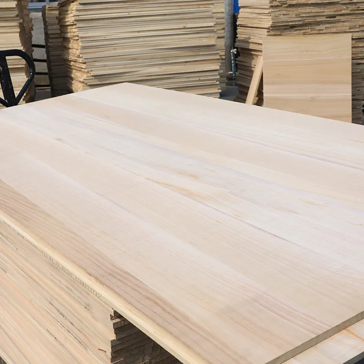 Tablón de madera de pino, madera de pino, madera de Paulownia