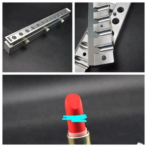 الألومنيوم 12 تجويف القمر انخفاض طرف شكل أحمر الشفاه ملء قالب صينية - Product Image 3