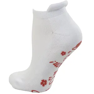 Kendi tasarım yetişkinler olmayan Skid Barre kavrama çorap, toplu toptan penye pamuk özel Logo kaymaz çorap
