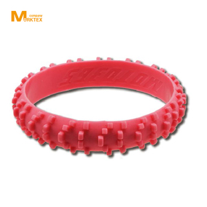 Pulsera de silicona en relieve con proveedor de color - Product Image 4