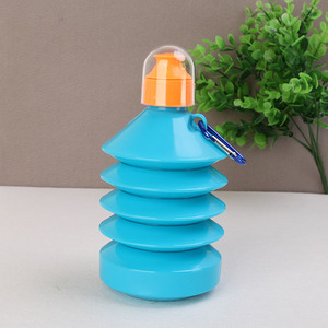 Portátil seguridad de calidad alimentaria plástico plegable bebida botella 500 ml <span class=keywords><strong>con</strong></span> mosquetón - Product Image 3