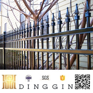 Trung Quốc Thiết Kế Mới Chất Lượng Tốt Nhất Ngoài Trời Bột Tráng Trang Trí Kim Loại Thép Rèn Sắt Hàng Rào Panels Cho Sân Vườn Trang Trại - Product Image 6