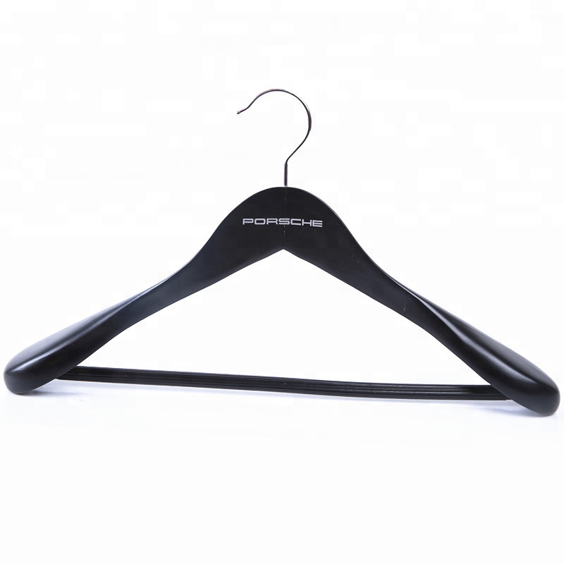 Черная роскошная деревянная вешалка LM9706 для мужчин