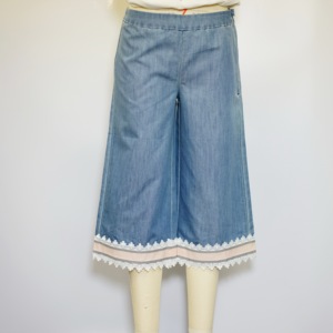 Best selling 2018 Korean style of Fall/Winter national tide with lace hemmed <b>pants</b> - Product Image 1