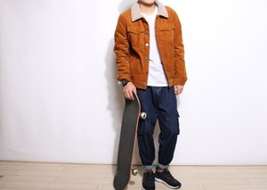 Giacca in Velluto a Coste Foderata in Pile KY Giacche Invernali Kaki Colletto Risvoltato con Bottoni a Pressione Tasche Funzionali per Uomo - Product Image 3