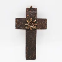 Croix en métal Bronze rustique, sculptées en métal, détails nouveauté, Souvenir, petite croix pour salle d'autel, affichage de la maison, vente en gros,