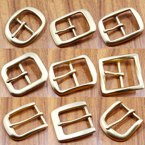 Fibbia per cintura con perno in ottone massiccio da 35mm di dimensioni interne - Product Image 1