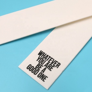 Eco Personalizado Elegante Impressão Lenços de Log Papel Pendurar Tags Logotipo Da Marca Lavável Privado em Massa - Product Image 2