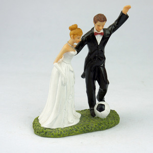 SUPER OFFERTA Statuetta Romantica per Torta Nuziale in RESINA Statua Coppia di Sposi Innamorati - Product Image 5