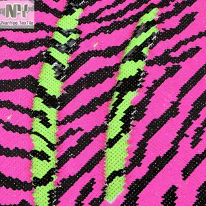 Nanyee Textiel Neon Hot Pink Lime Tijger Zebra Skin Flip Pailletten Stof Op Wit Satijn Backing