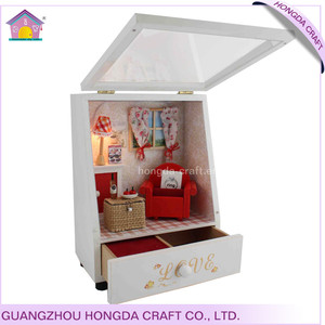 Popular con luz y caja <span class=keywords><strong>de</strong></span> <span class=keywords><strong>música</strong></span> en miniatura muebles <span class=keywords><strong>de</strong></span> casas <span class=keywords><strong>de</strong></span> muñecas DIY <span class=keywords><strong>cosa</strong></span> - Product Image 4