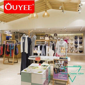 Espositore di Alta Qualità per Abbigliamento e Lingerie, Design d'Interni per Negozi di Intimo - Product Image 6