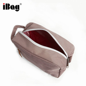 Borsa da viaggio personalizzata di alta qualità con cerniera in poliestere cuscino per organo in porcellana borsa cosmetica del produttore - Product Image 2