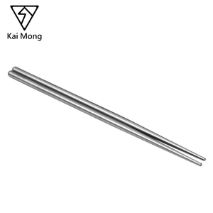 Palillos redondos y ligeros de titanio puro, ecológicos, para acampar - Product Image 1