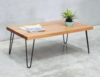 Table basse carrée moderne en bois massif de chêne avec pieds en forme d'épingles à cheveux pour salon – Grande vente en Europe