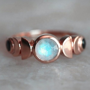 <span class=keywords><strong>Anello</strong></span> di fase lunare <span class=keywords><strong>anello</strong></span> ciclo luna da donna imitano <span class=keywords><strong>anello</strong></span> di cristallo pietra di luna Retro <span class=keywords><strong>oro</strong></span> <span class=keywords><strong>rosa</strong></span> gioielli celesti - Product Image 1