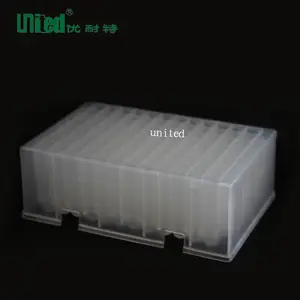 Laboratory disposable plastic 96 deep well plate